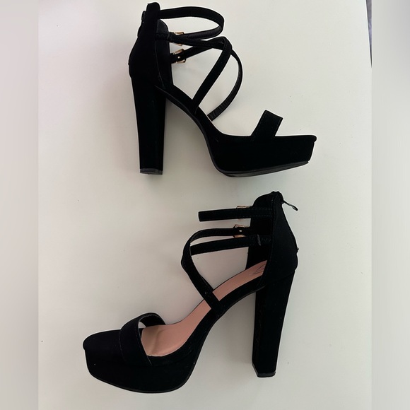 Suede Black High Heel Platform Pump Sandals - Picture 3 of 10